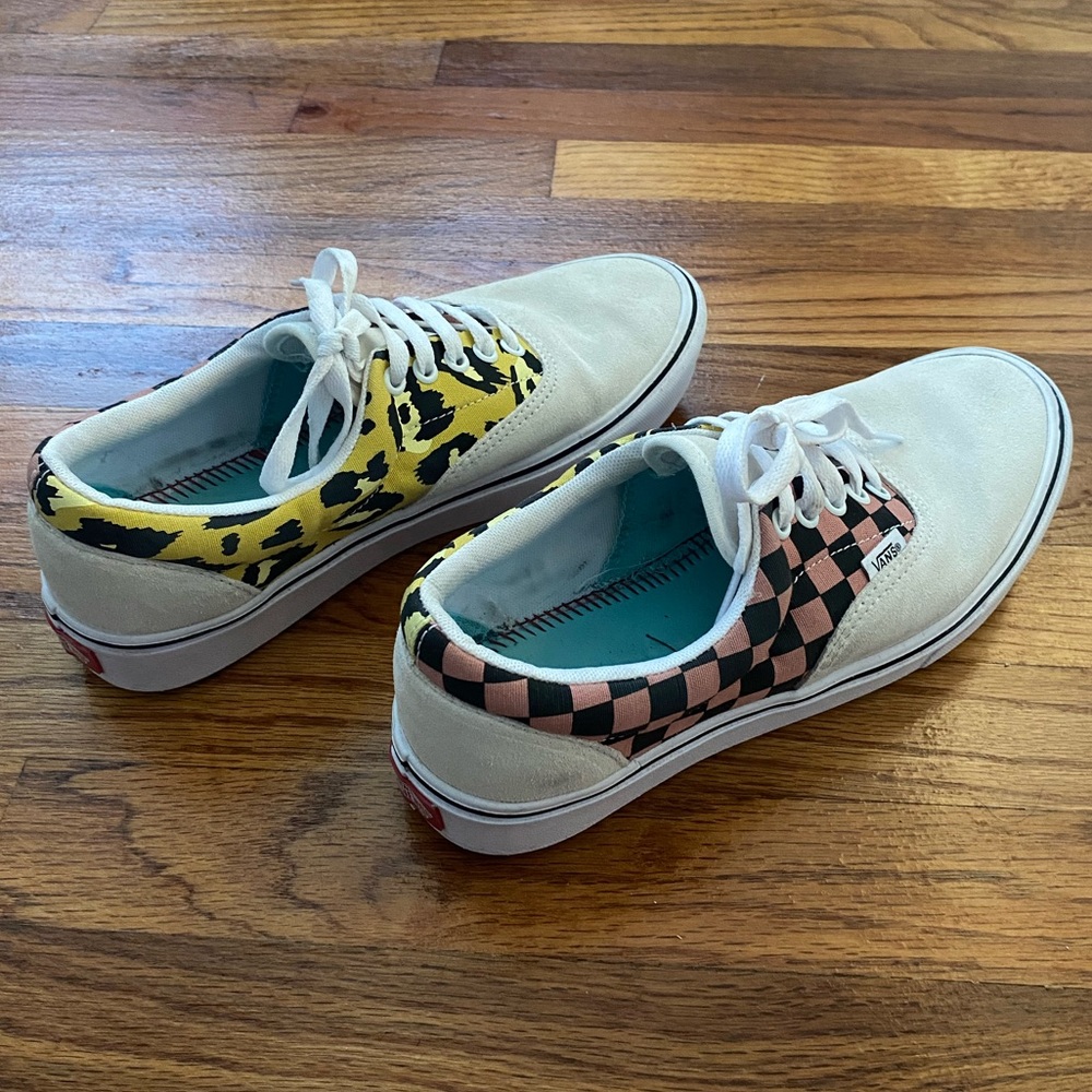 Vans Leopard & Checkered White Suede and gumshoe sole